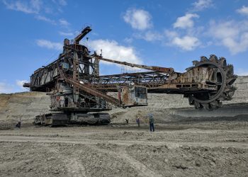 brown and black industrial machine