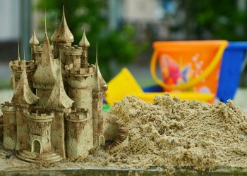 What Makes the Stock Market Crash